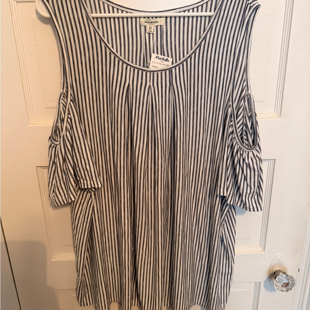 Max Studio Black and White Striped Cold-Shoulder Tunic, NWT